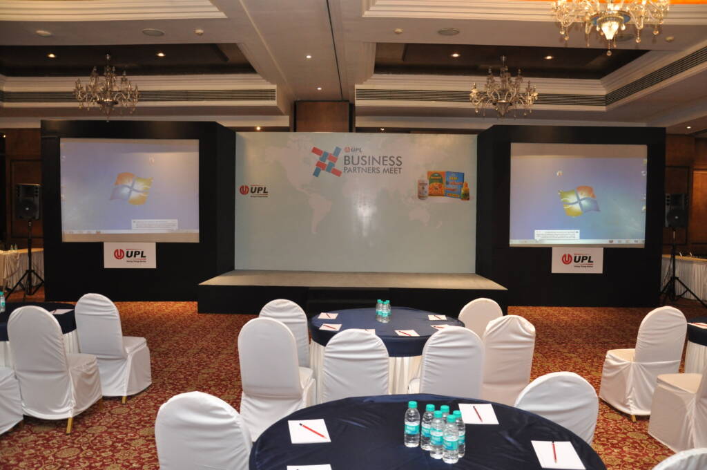 Strong Banquet Chairs and Tables in Mumbai 3 DSC 0003