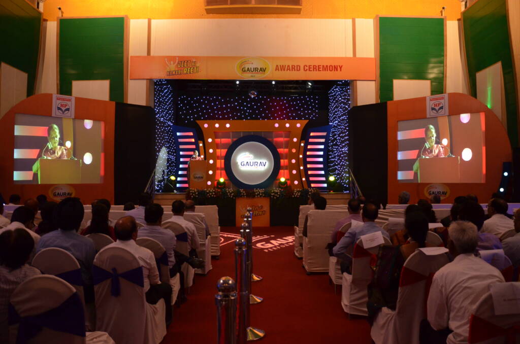 Strong Banquet Chairs and Tables in Mumbai 9 DSC 6036